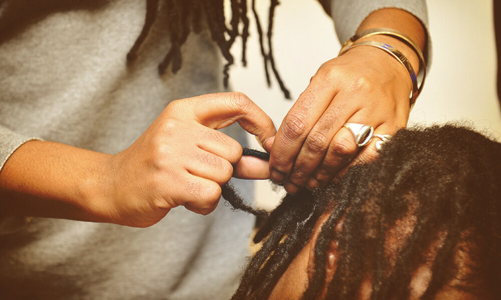 Zenaba, le leader incontesté de la coiffure afro en France